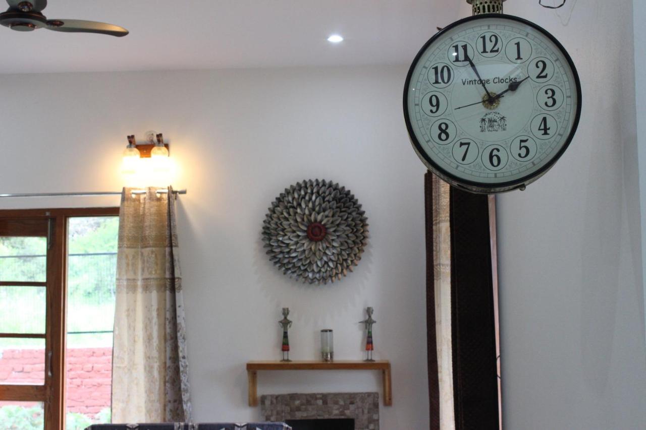 Winter Woods Cottages - 3-Bedroom Homestay Shitlakhet Экстерьер фото