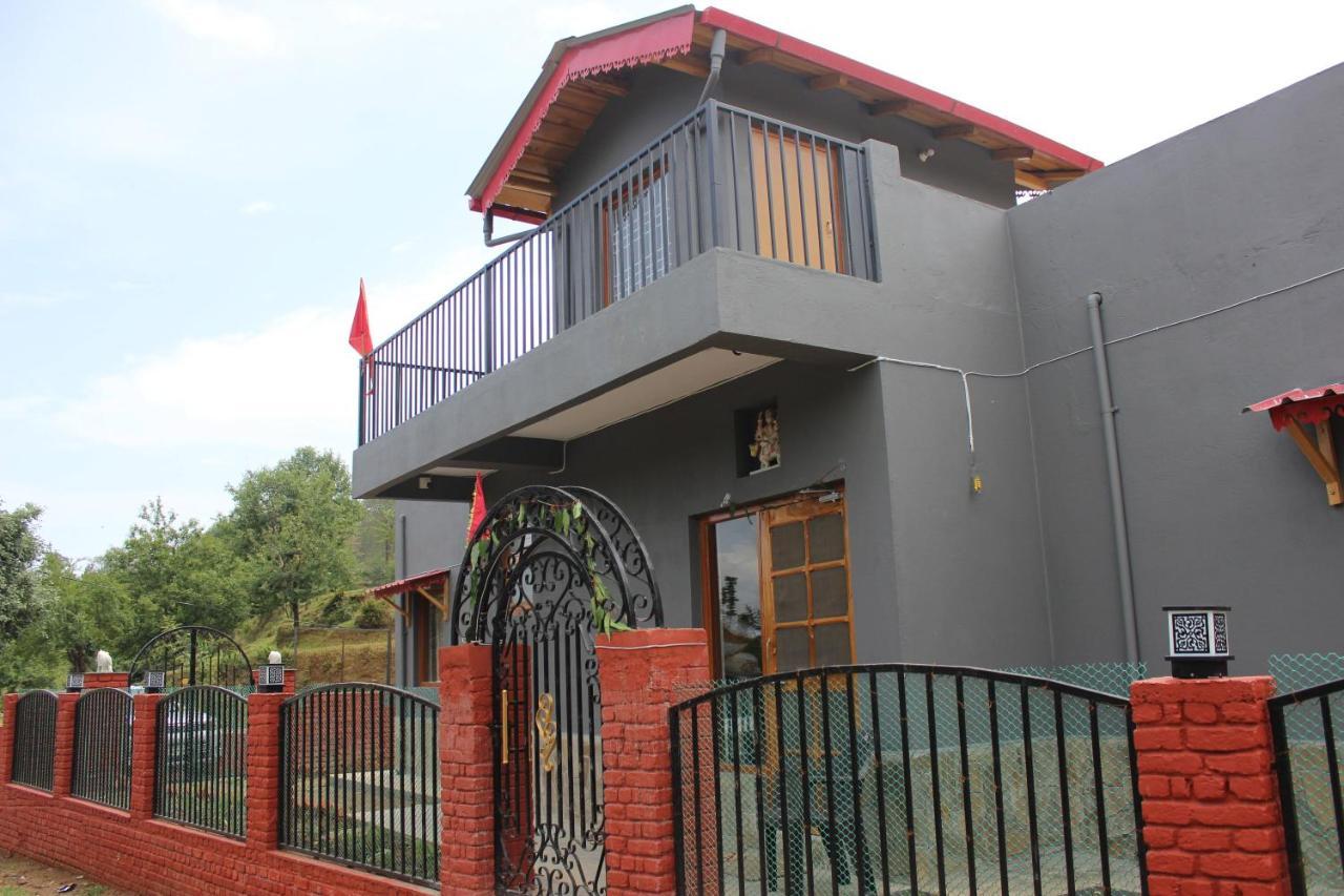 Winter Woods Cottages - 3-Bedroom Homestay Shitlakhet Экстерьер фото